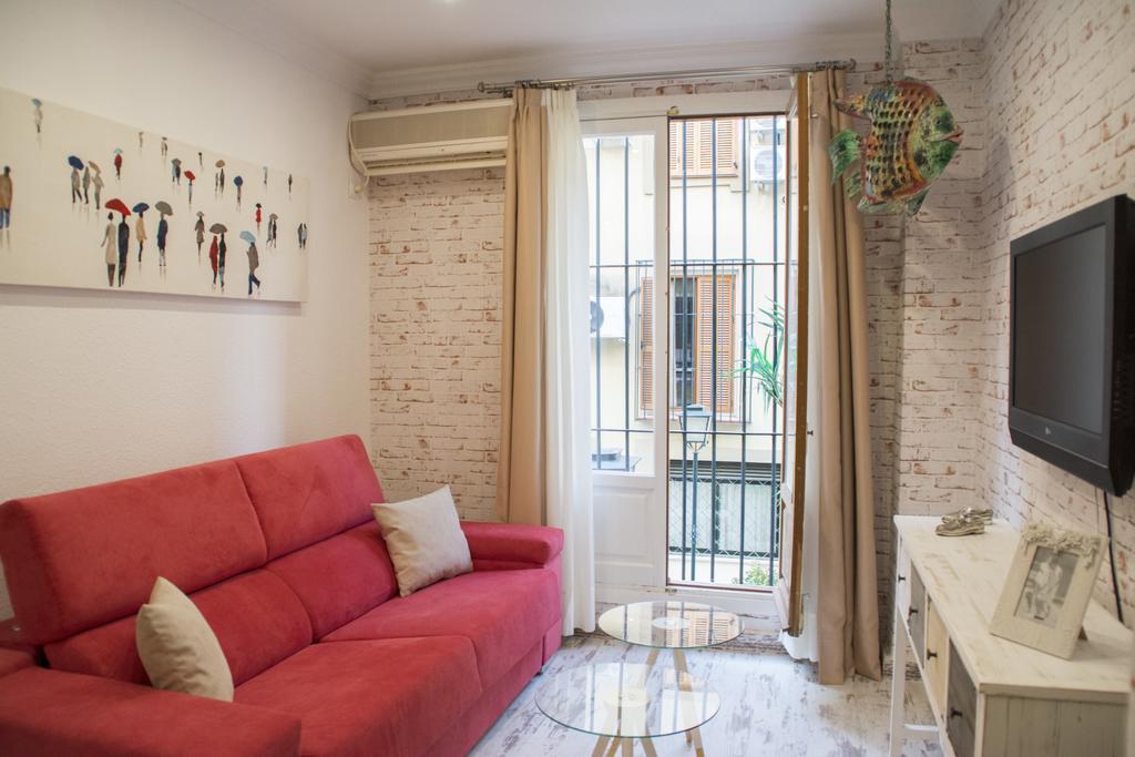 Apartamentos Sevilla Palace Экстерьер фото